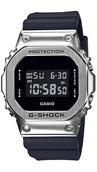 Casio GM-5600-1ER